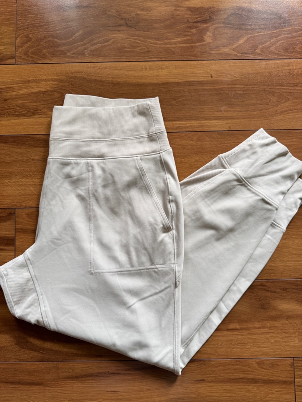 Athleta Tan Venice Joggers L